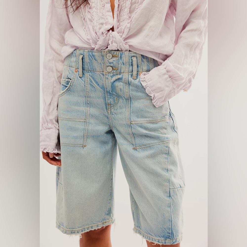 Free People - We the Free “Extreme Measures Barrel Shorts” Size 28